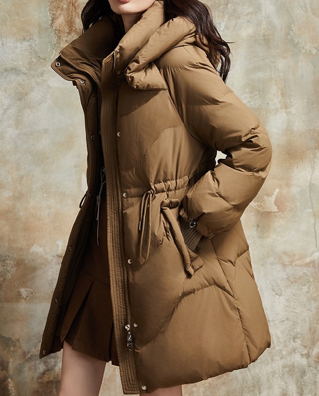 Woman's Warm And Fashionable Down Jacket