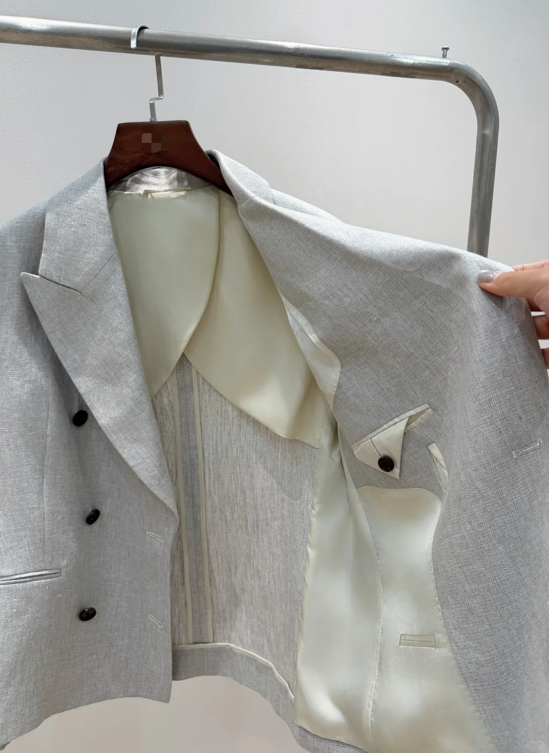 Lady's Linen Blazer