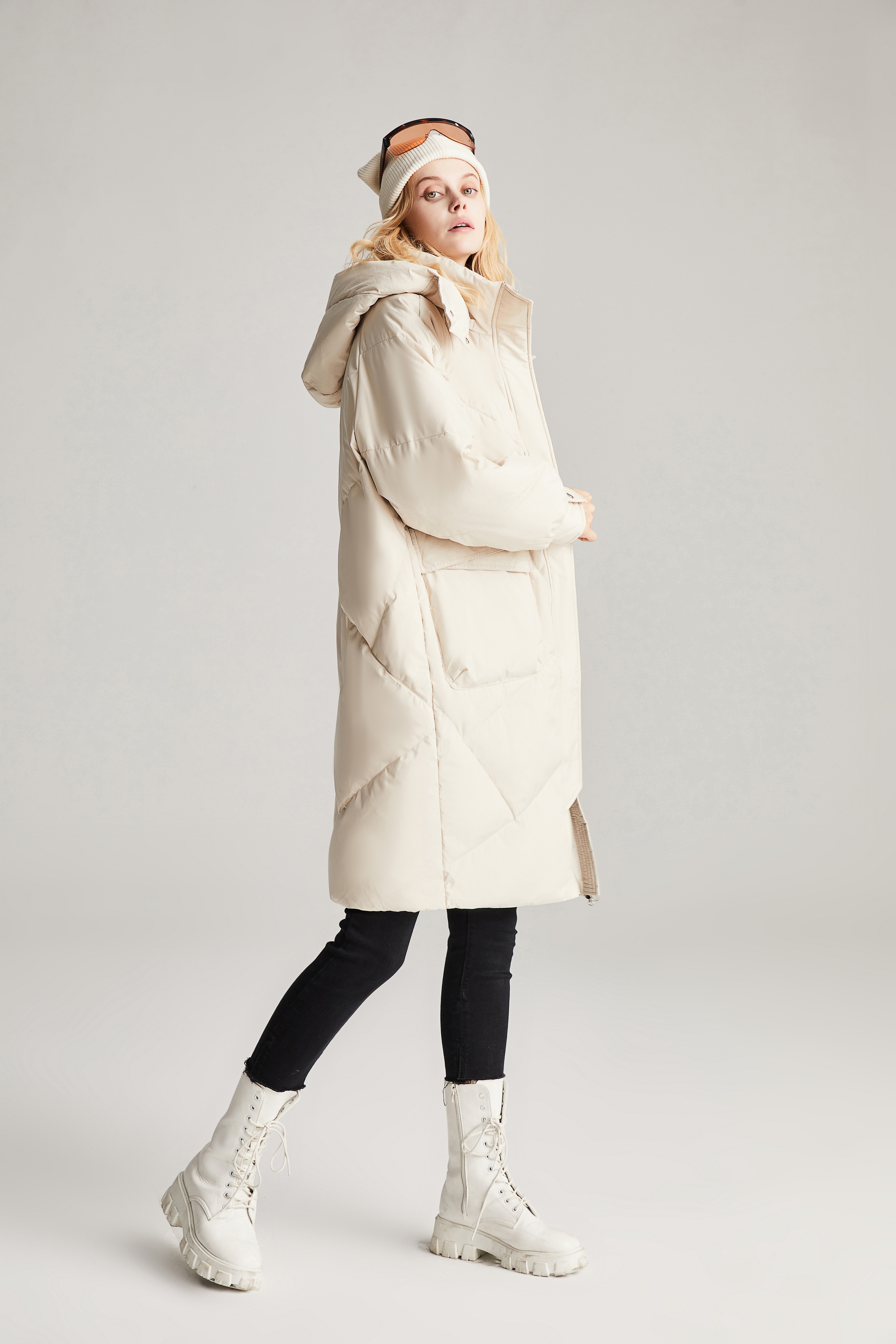 What are the differences between down coats and cotton coats