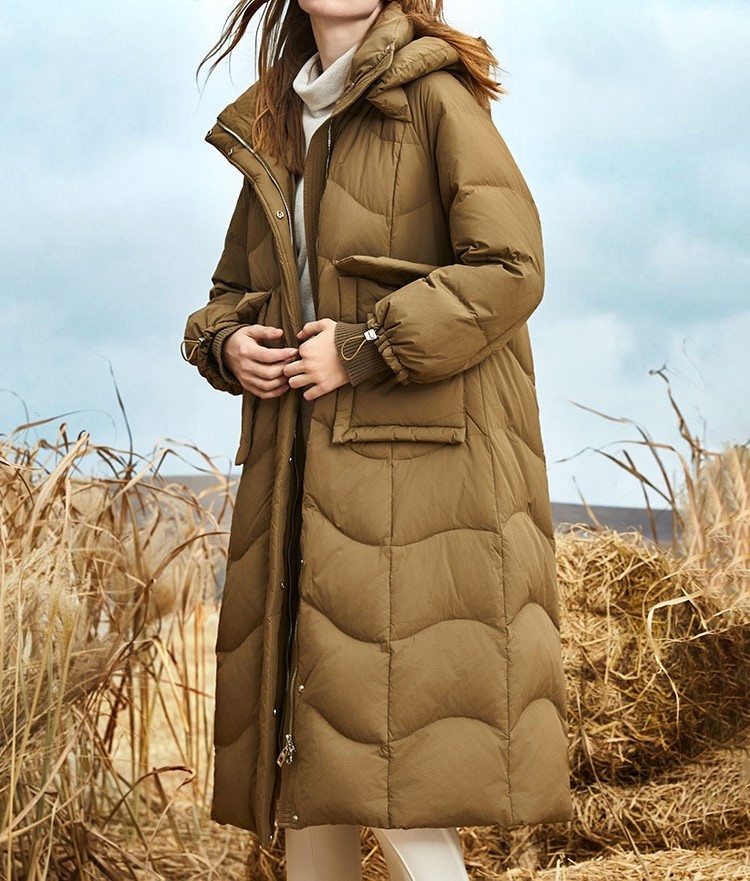Long-sleeved Warm Down Jacket with A Large Pocket